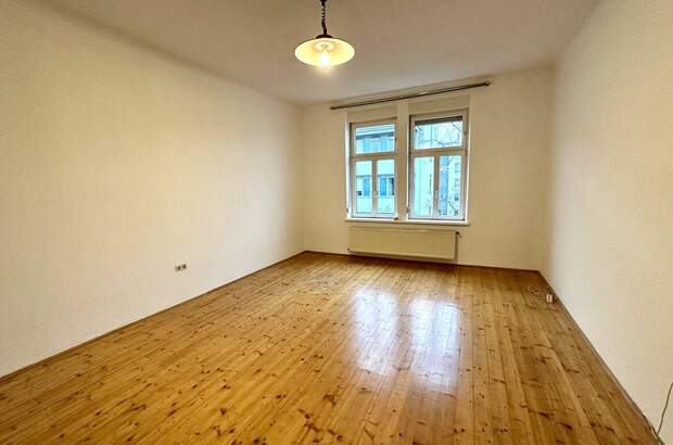 Altbauwohnung mit Balkon mieten in 8010 Graz (Bild 3)