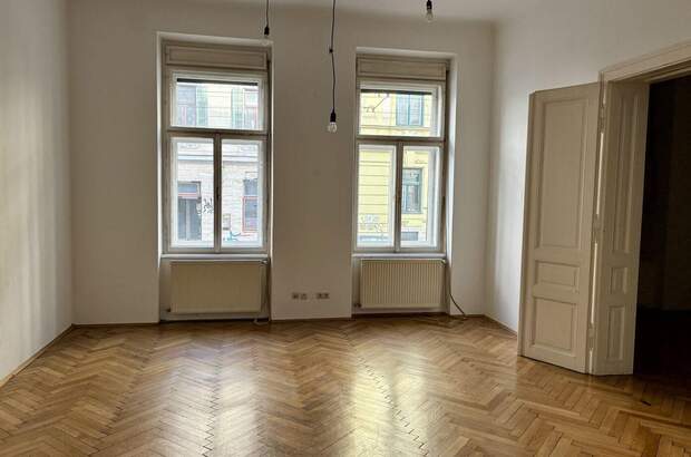 Altbauwohnung mit Balkon mieten in 8010 Graz (Bild 2)