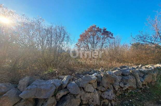 Grundstück kaufen in 51511 Malinska (Bild 1)