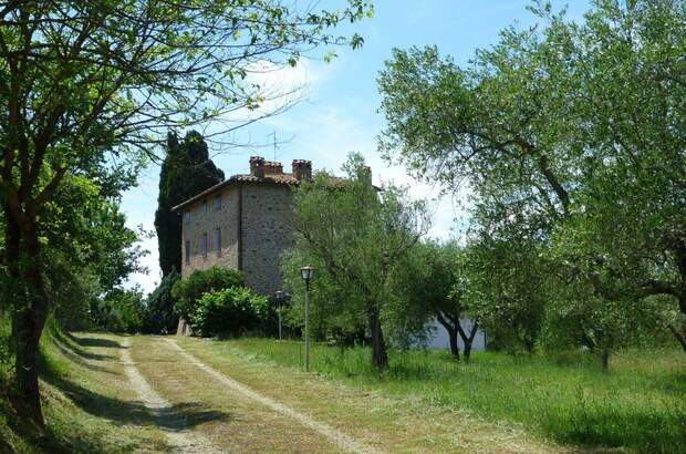 Haus mit Garten kaufen in 6064 Panicale (Bild 3)