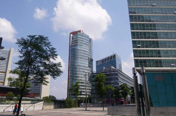 Gewerbeobjekt mieten in 1220 Wien (Bild 1)