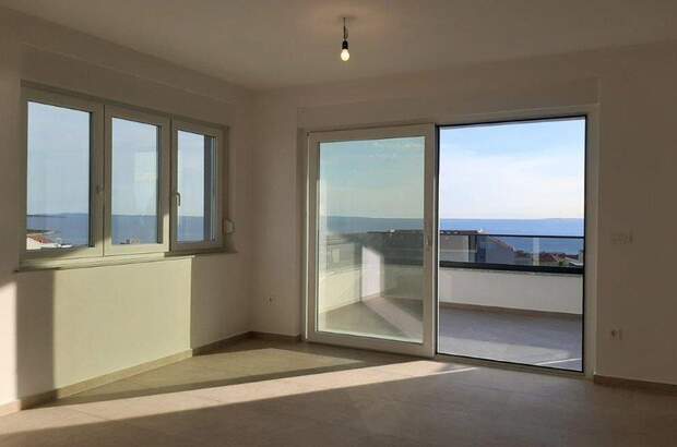 Wohnung mit Balkon kaufen in 53291 Novalja (Bild 2)