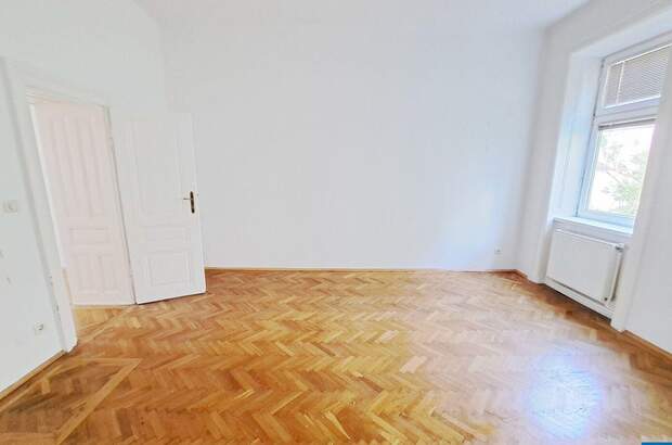 Altbauwohnung mit Balkon kaufen in 1180 Wien (Bild 1)