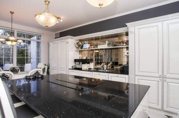 Haus kaufen in 52210 Rovinj (Bild 1)