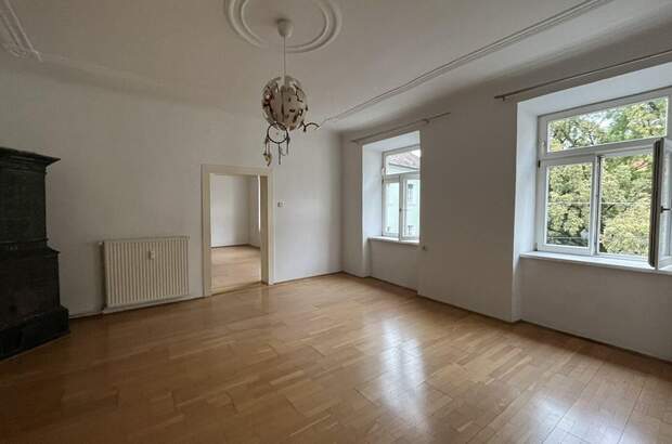 Altbauwohnung mit Balkon mieten in 8020 Graz (Bild 1)