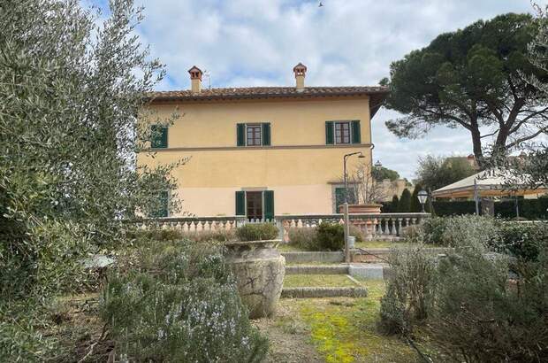 Haus mit Garten kaufen in 590152 Carmignano (Bild 1)