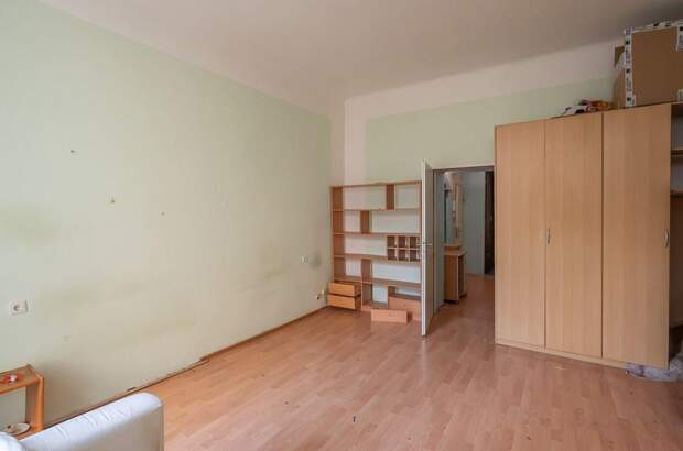 Altbauwohnung mit Balkon kaufen in 1200 Wien (Bild 1)