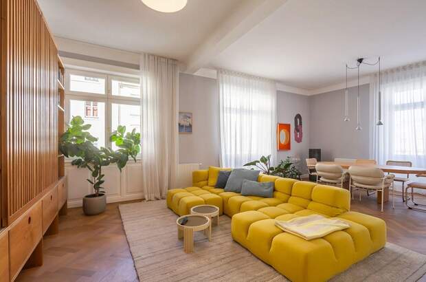Altbauwohnung mit Balkon kaufen in 1180 Wien (Bild 1)