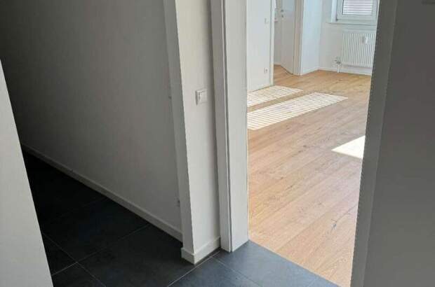 Altbauwohnung mit Balkon kaufen in 5020 Salzburg (Bild 1)