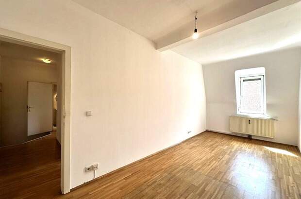Altbauwohnung kaufen in 8020 Graz (Bild 1)