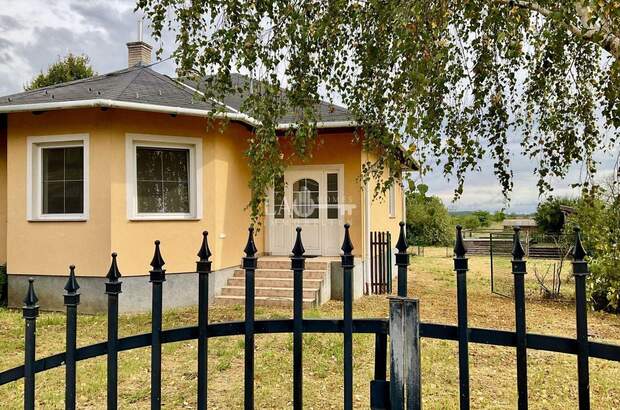 Haus kaufen in 9341 Kisfalud (Bild 1)