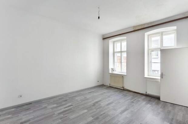 Altbauwohnung kaufen in 1160 Wien (Bild 2)