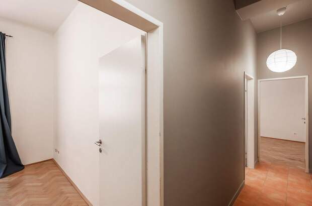 Altbauwohnung mit Balkon kaufen in 1070 Wien (Bild 4)