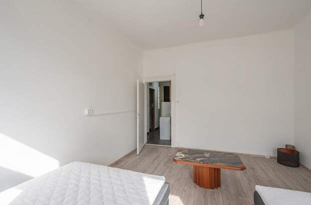 Altbauwohnung kaufen in 1120 Wien (Bild 2)
