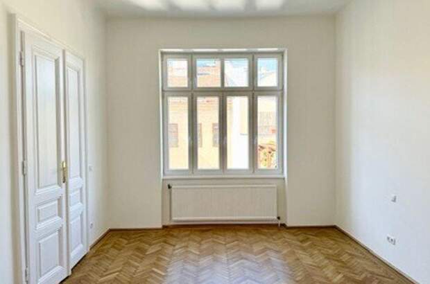 Altbauwohnung mit Balkon mieten in 1070 Wien (Bild 3)