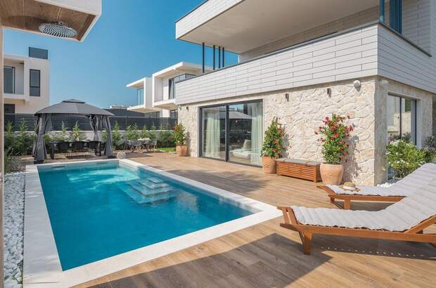 Haus kaufen in 52440 Porec (Bild 3)