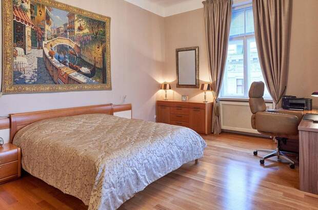 Altbauwohnung kaufen in 1010 Wien (Bild 2)