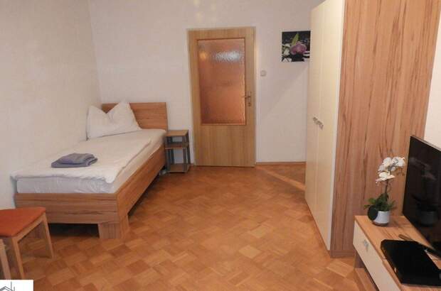 Altbauwohnung mit Balkon kaufen in 4600 Wels (Bild 1)