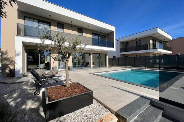 Haus kaufen in 52342 Smoljanci (Bild 2)