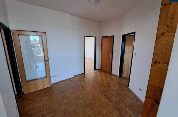Altbauwohnung mit Balkon mieten in 8010 Graz (Bild 5)