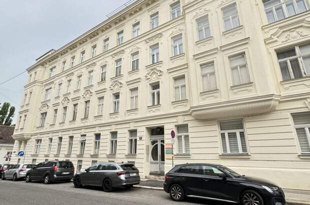 Altbauwohnung kaufen in 1180 Wien