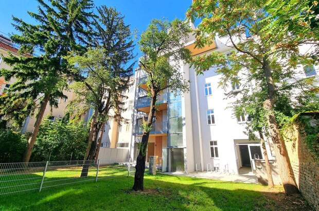 Altbauwohnung mit Balkon kaufen in 1140 Wien (Bild 3)