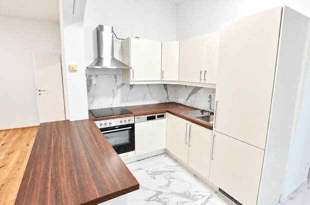 Altbauwohnung kaufen in 1140 Wien (Bild 2)