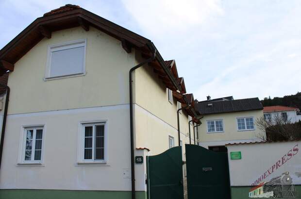 Mehrfamilienhaus kaufen in 2452 Mannersdorf (Bild 1)