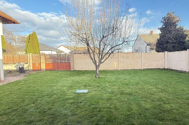 Haus mit Garten kaufen in 9200 Mosonmagyaróvár (Bild 2)