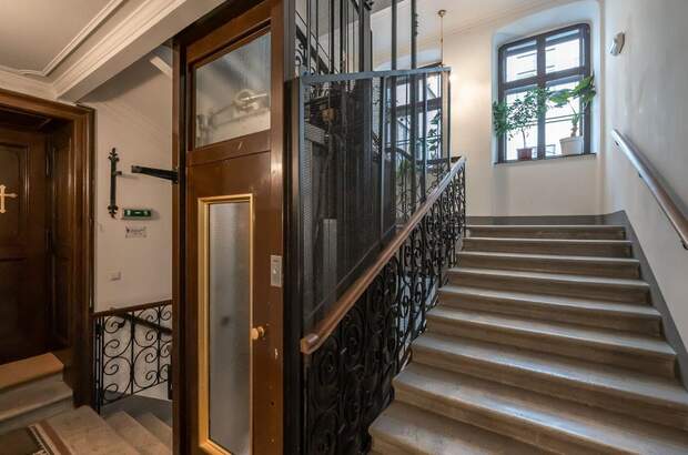 Altbauwohnung mit Balkon mieten in 1010 Wien (Bild 4)