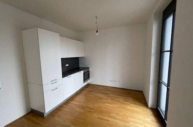 Altbauwohnung mit Balkon mieten in 8020 Graz (Bild 3)