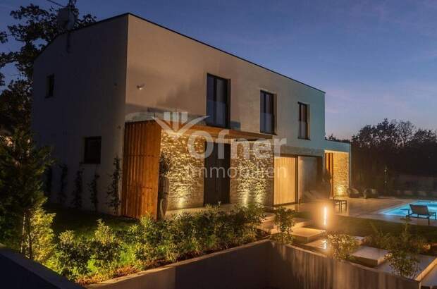 Haus kaufen in 52450 Vrsar (Bild 1)
