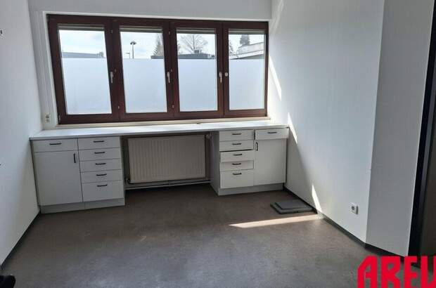 Gewerbeobjekt mieten in 4910 Ried (Bild 2)