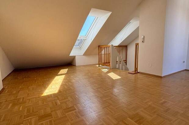 Altbauwohnung mit Balkon kaufen in 8020 Graz (Bild 1)