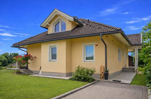 Mehrfamilienhaus kaufen in 9535 Schiefling (Bild 1)