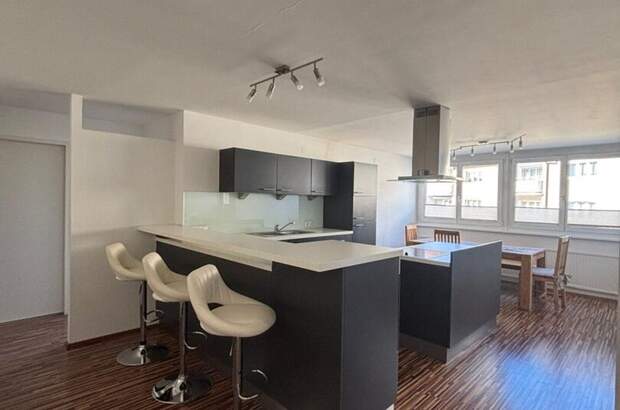 Altbauwohnung mit Balkon kaufen in 6130 Schwaz (Bild 1)