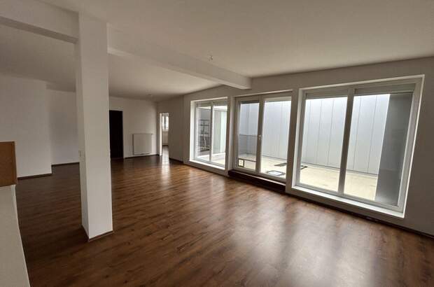 Wohnung mit Balkon kaufen in 4860 Lenzing (Bild 3)