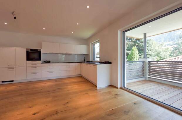 Wohnung mit Balkon kaufen (Bild 2)