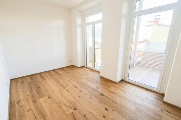 Altbauwohnung mit Balkon mieten in 8020 Graz (Bild 2)