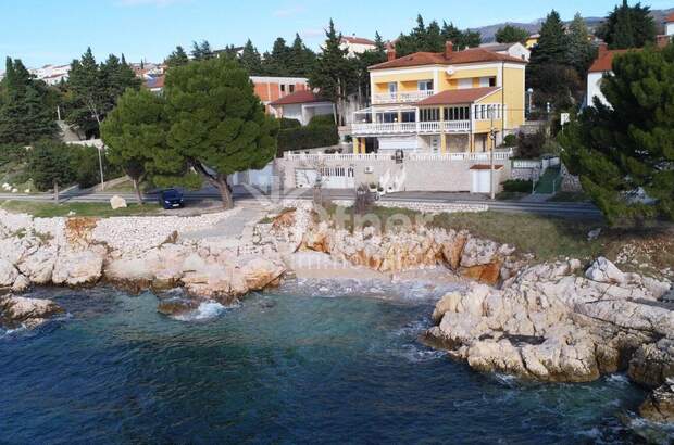 Haus kaufen in 51250 Novi Vinodolski (Bild 1)