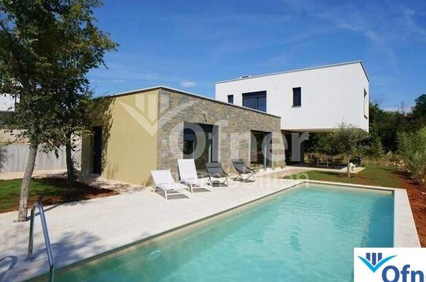 Haus kaufen in 52440 Porec (Bild 1)