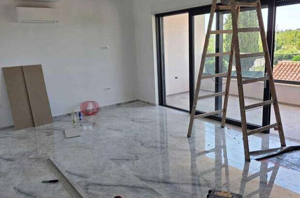 Wohnung kaufen in 52100 Pula (Bild 1)