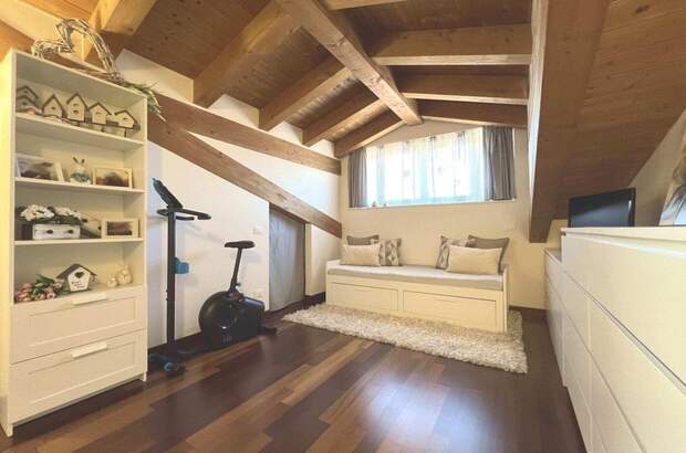 Altbauwohnung kaufen in 34073 Grado (Bild 5)