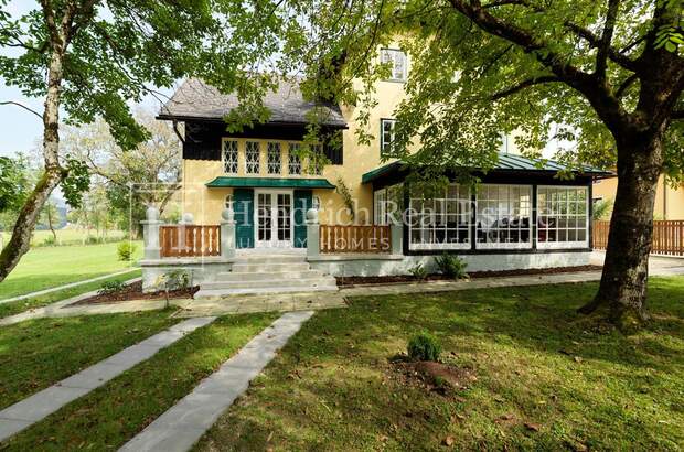 Altbauwohnung mit Balkon kaufen in 4820 Bad Ischl (Bild 2)