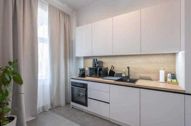 Altbauwohnung mit Balkon kaufen in 1070 Wien (Bild 4)