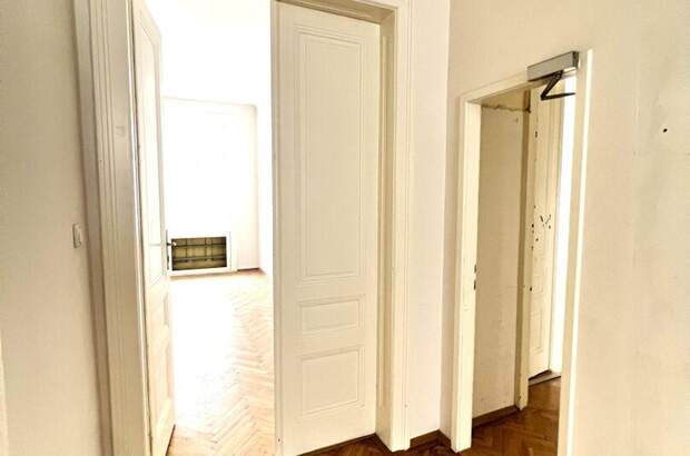 Altbauwohnung mit Balkon kaufen in 1050 Wien (Bild 5)