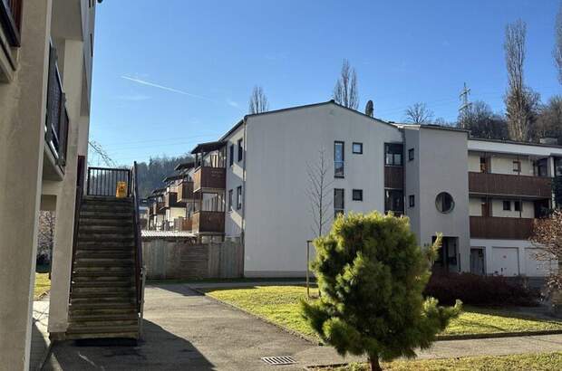 Altbauwohnung mit Balkon kaufen in 8112 Gratwein (Bild 1)