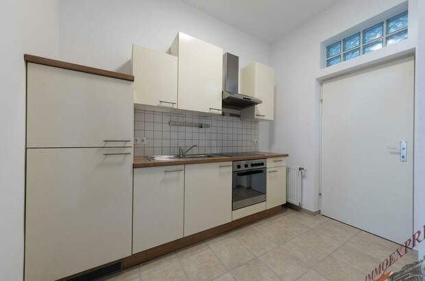 Altbauwohnung kaufen in 1150 Wien (Bild 2)
