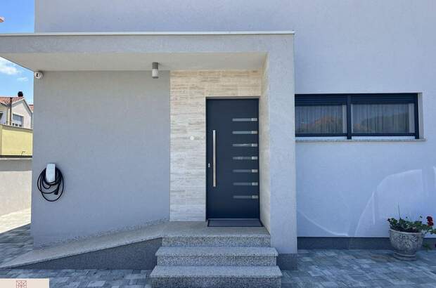 Haus kaufen in 23206 Sukošan (Bild 5)