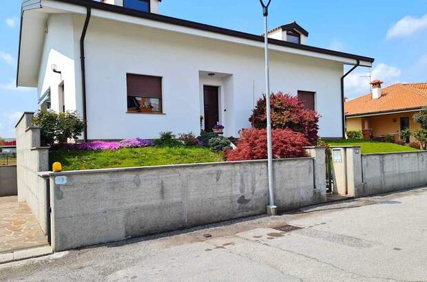 Haus mit Garten kaufen in 33100 Udine (Bild 1)